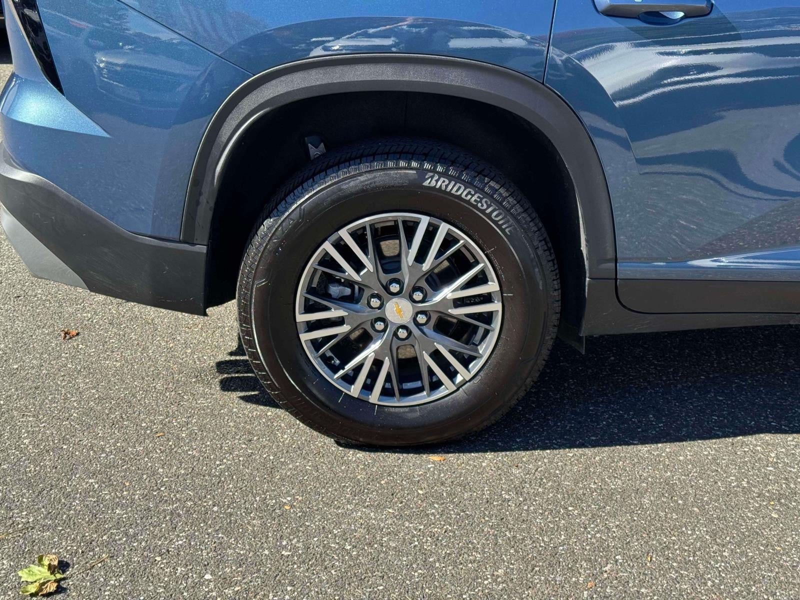 2026 Chevrolet Traverse AWD LT