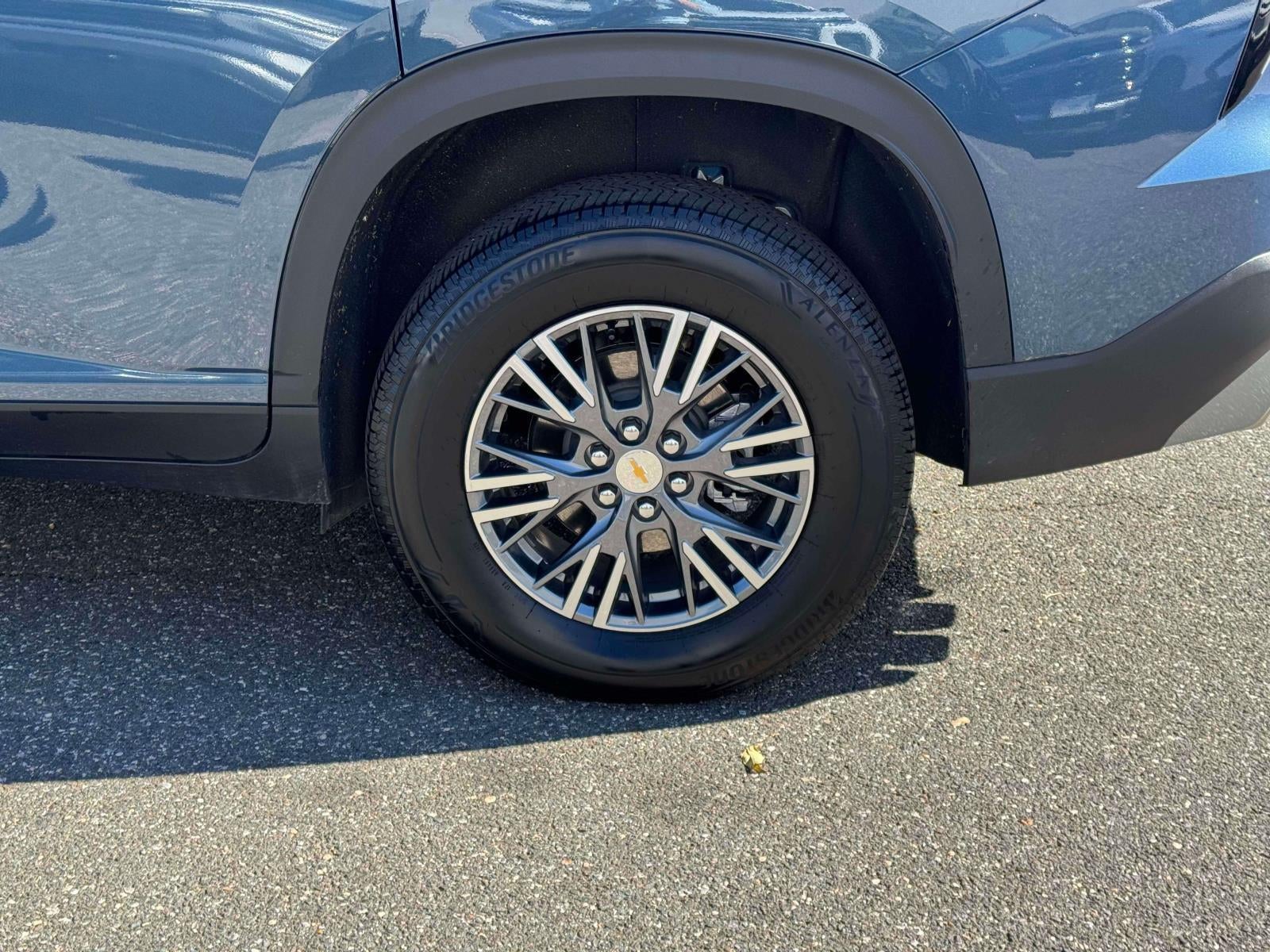2026 Chevrolet Traverse AWD LT