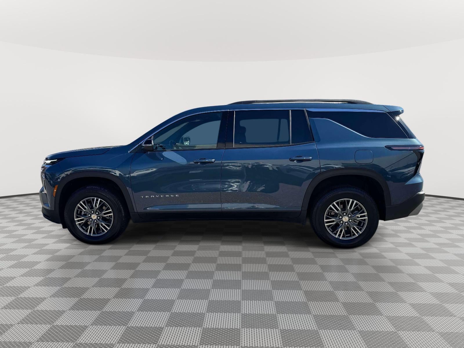 2026 Chevrolet Traverse AWD LT