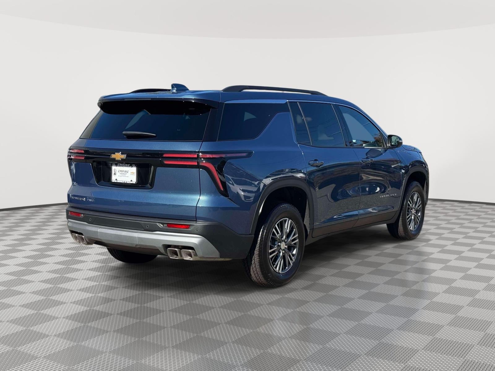 2026 Chevrolet Traverse AWD LT