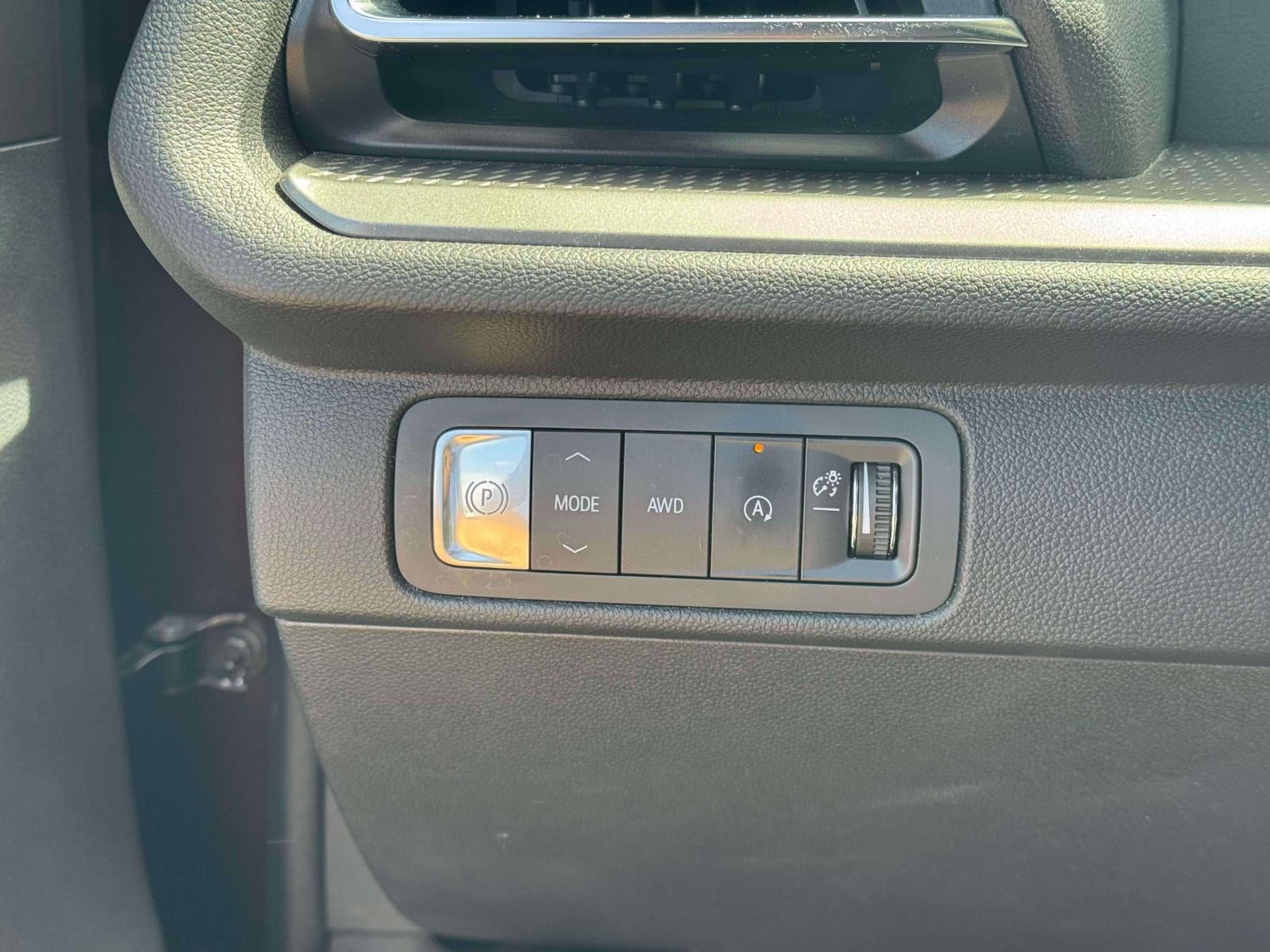 2024 Chevrolet Traverse AWD LT