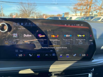 2026 Chevrolet Traverse AWD LT