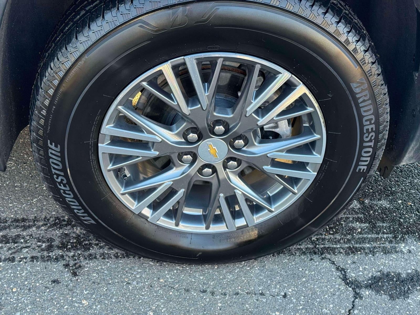 2026 Chevrolet Traverse AWD LT