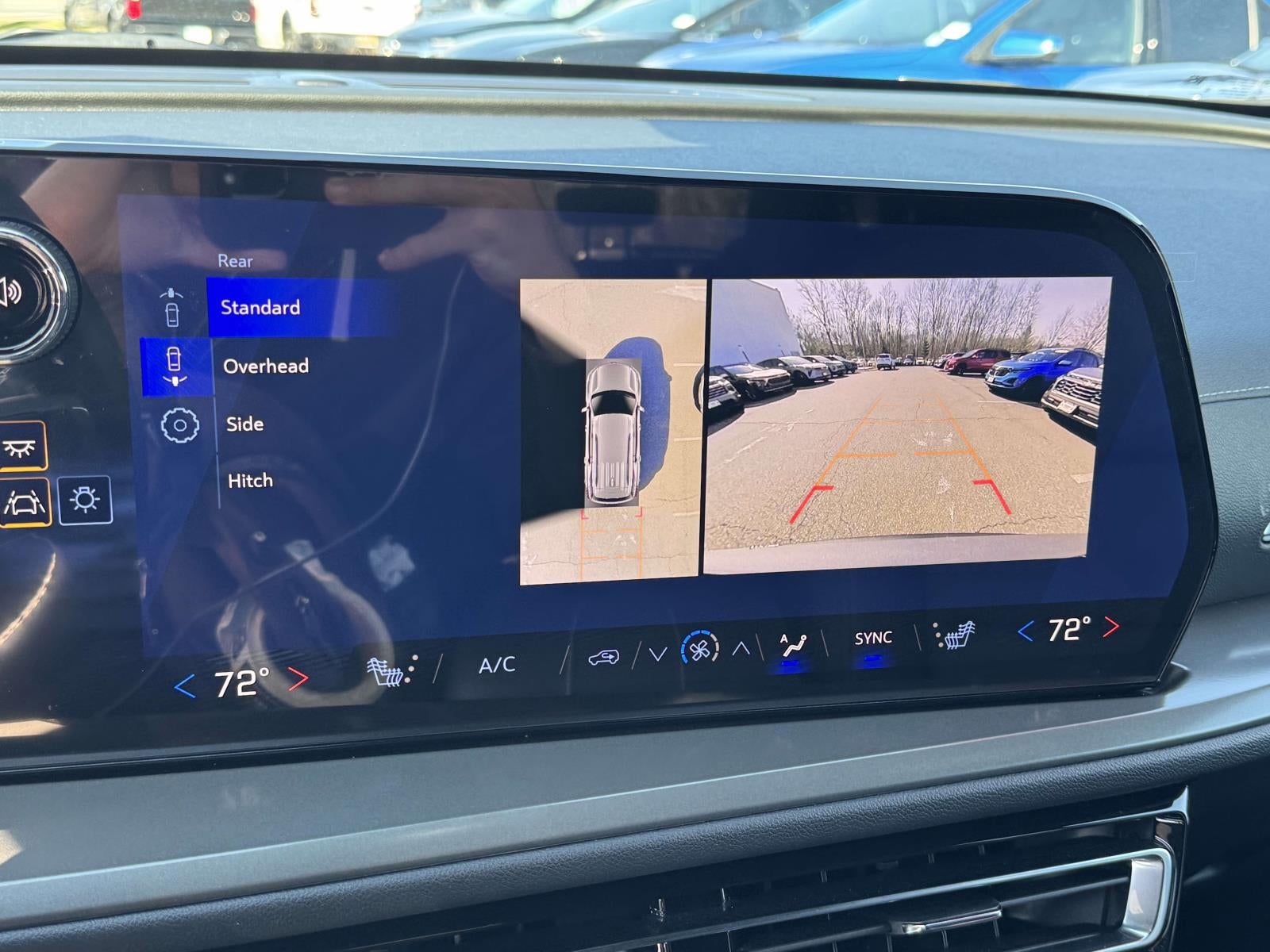 2026 Chevrolet Traverse AWD LT