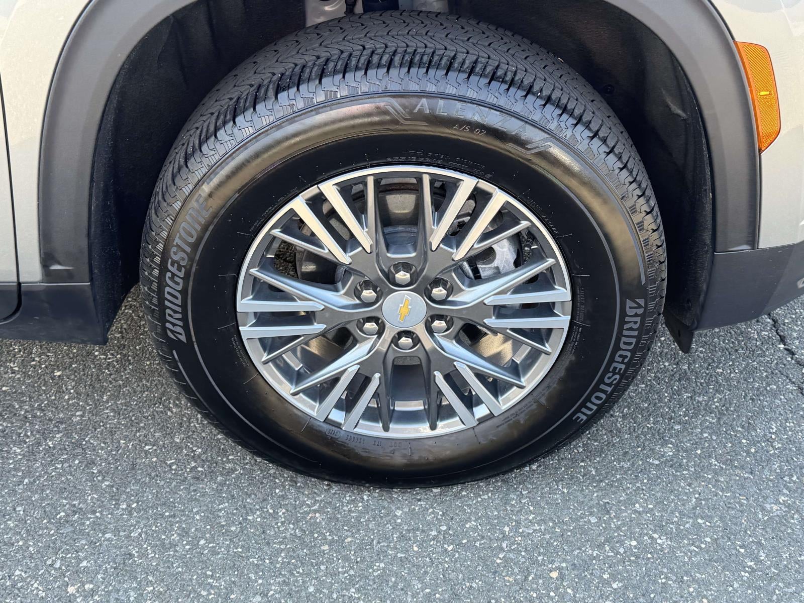 2026 Chevrolet Traverse AWD LT