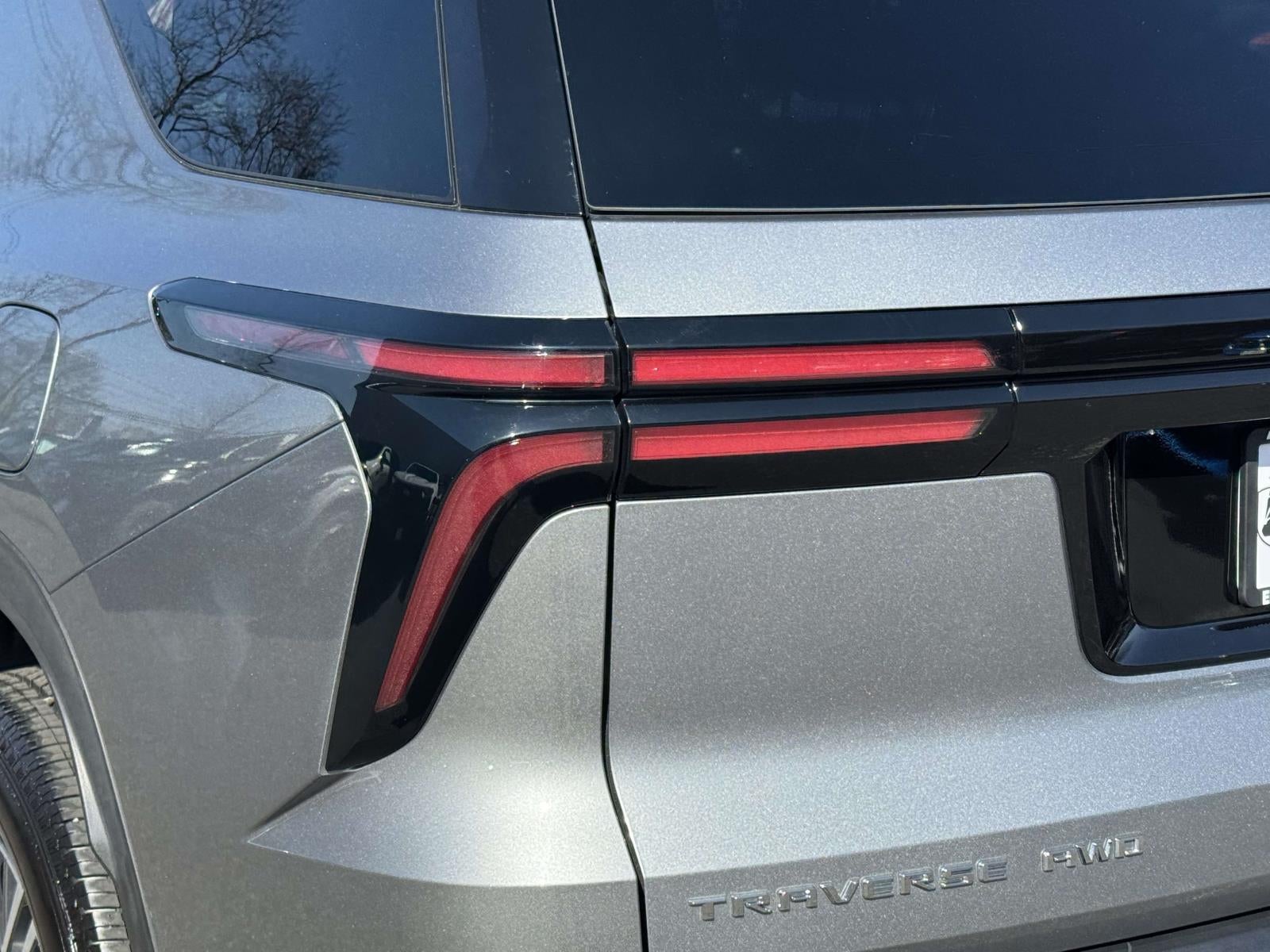2026 Chevrolet Traverse AWD LT