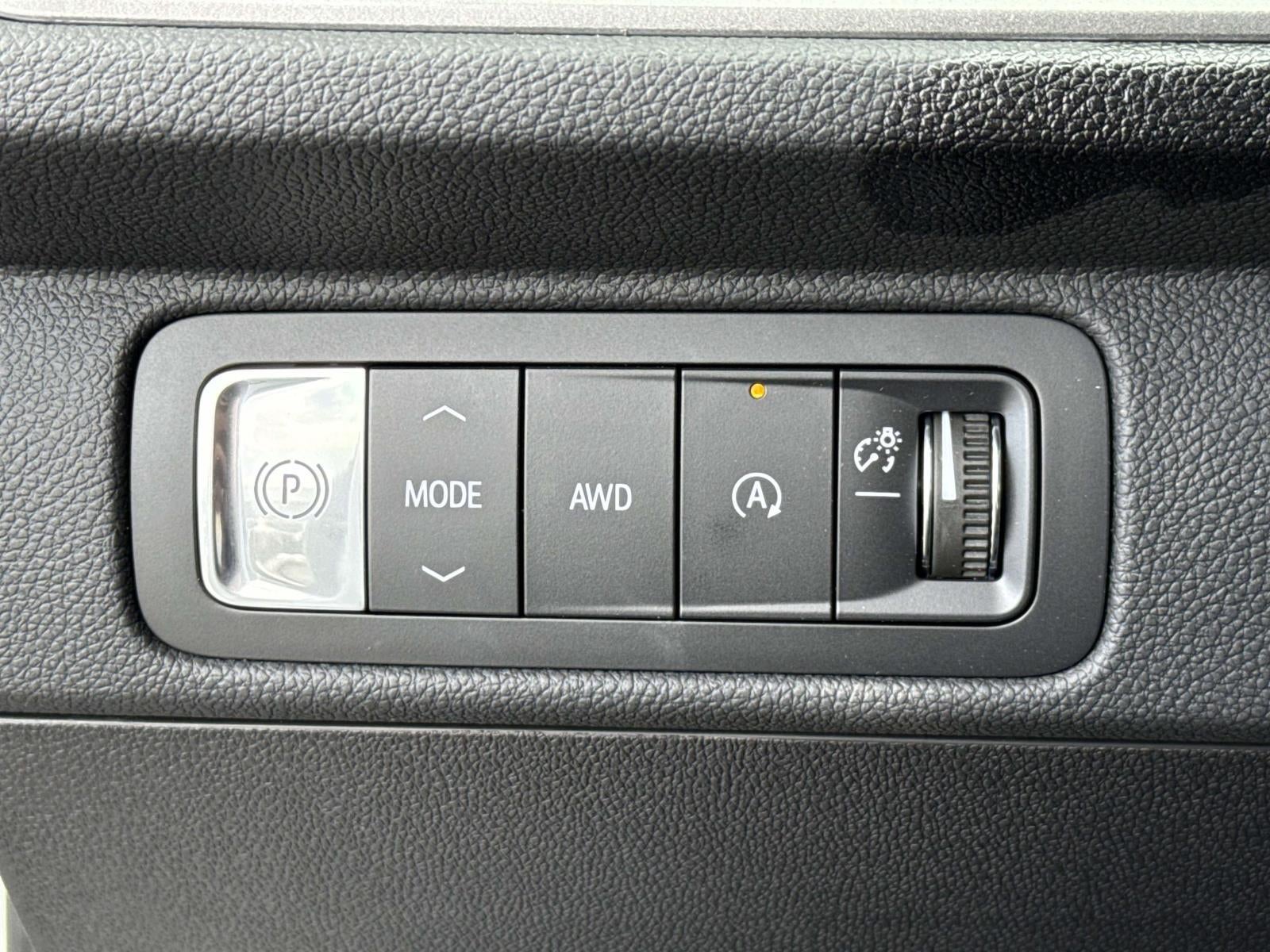 2026 Chevrolet Traverse AWD LT