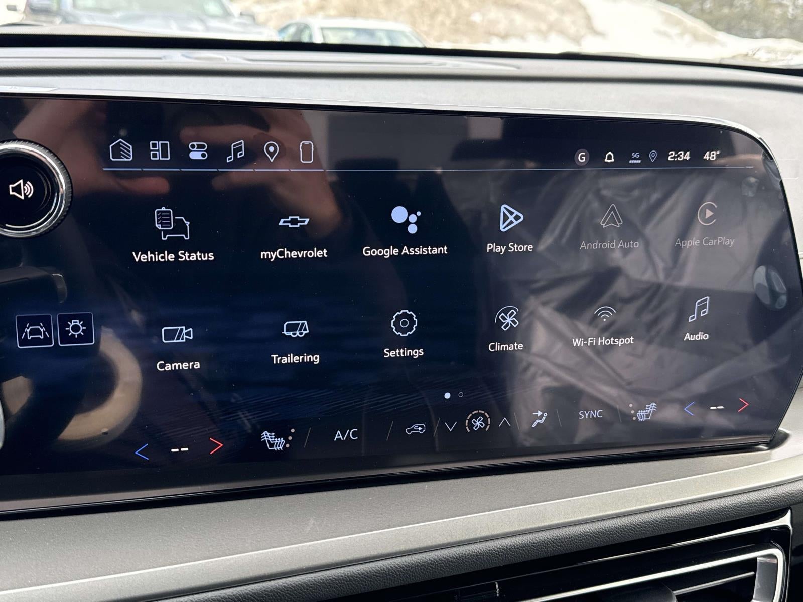 2026 Chevrolet Traverse AWD LT