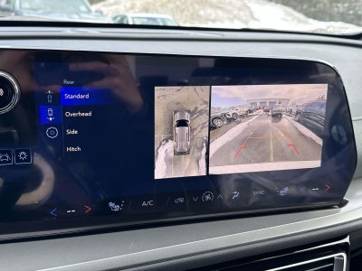 2026 Chevrolet Traverse AWD LT