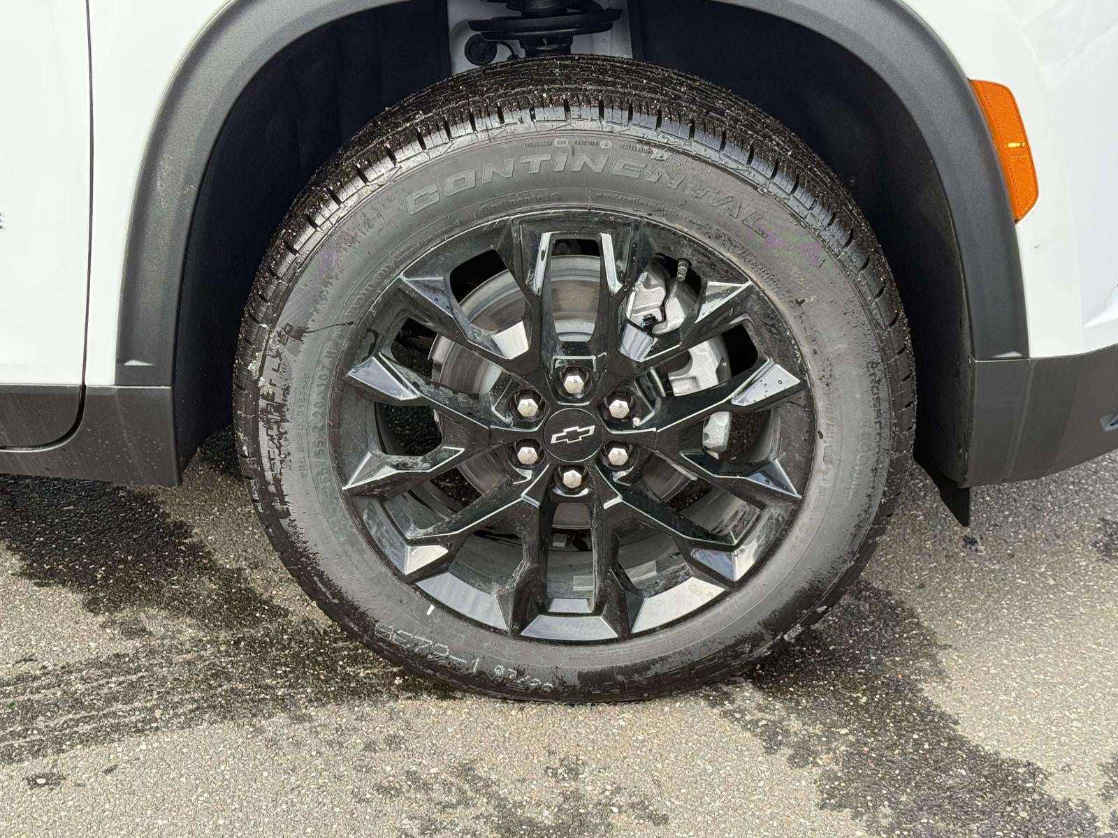 2026 Chevrolet Traverse AWD LT