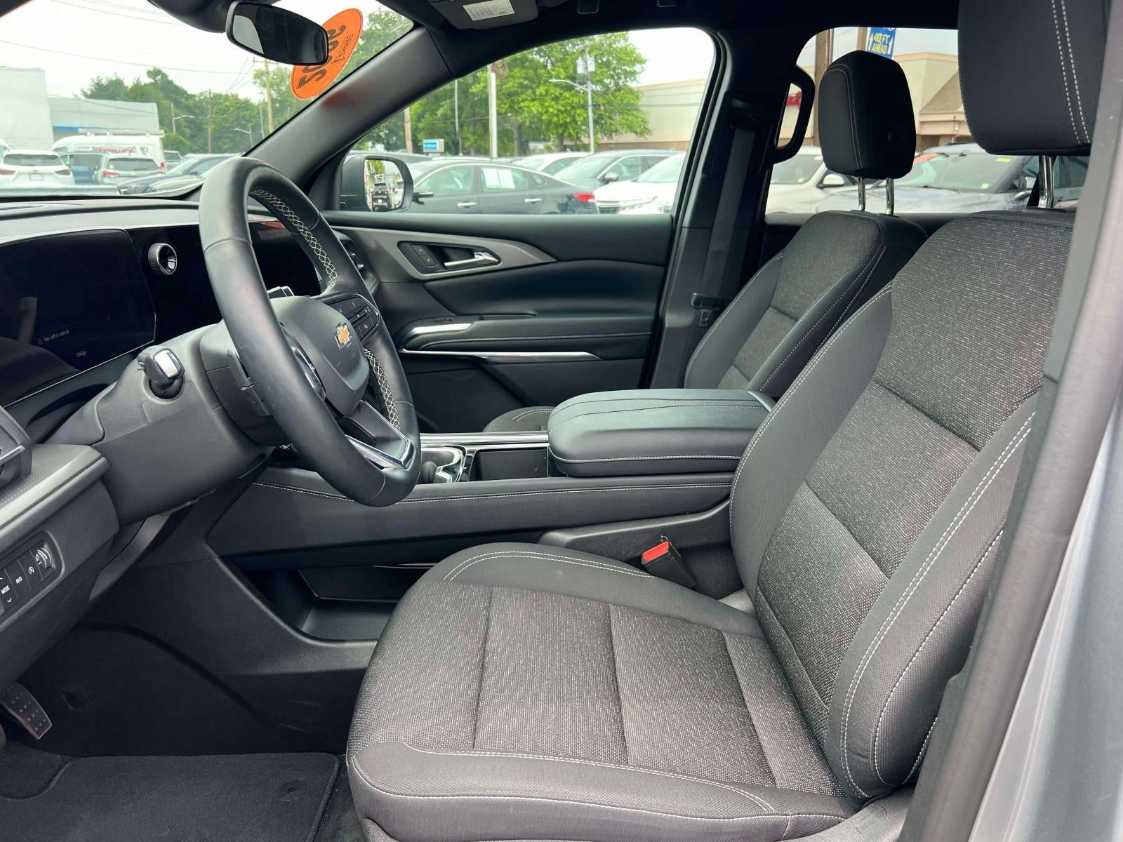 2026 Chevrolet Traverse AWD LT