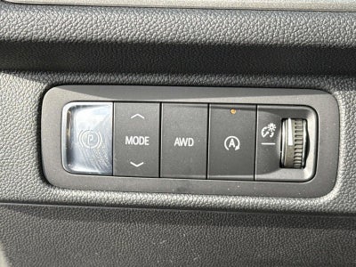 2026 Chevrolet Traverse AWD LT