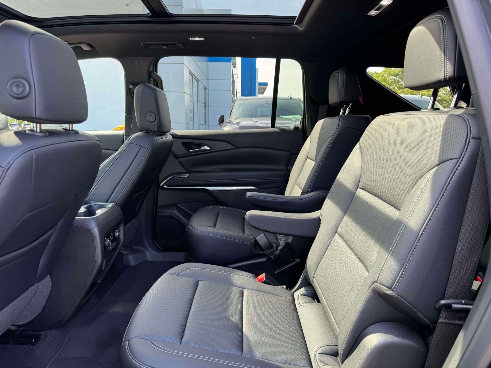 2026 Chevrolet Traverse AWD LT