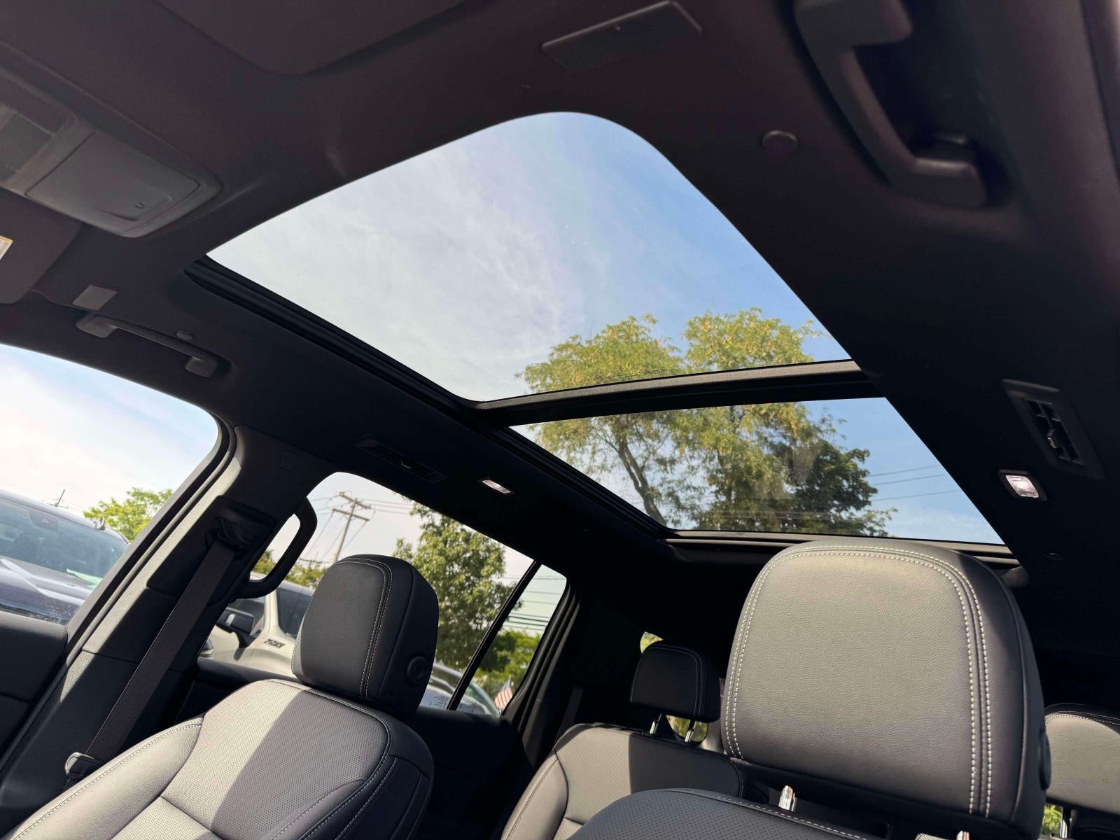 2026 Chevrolet Traverse AWD LT