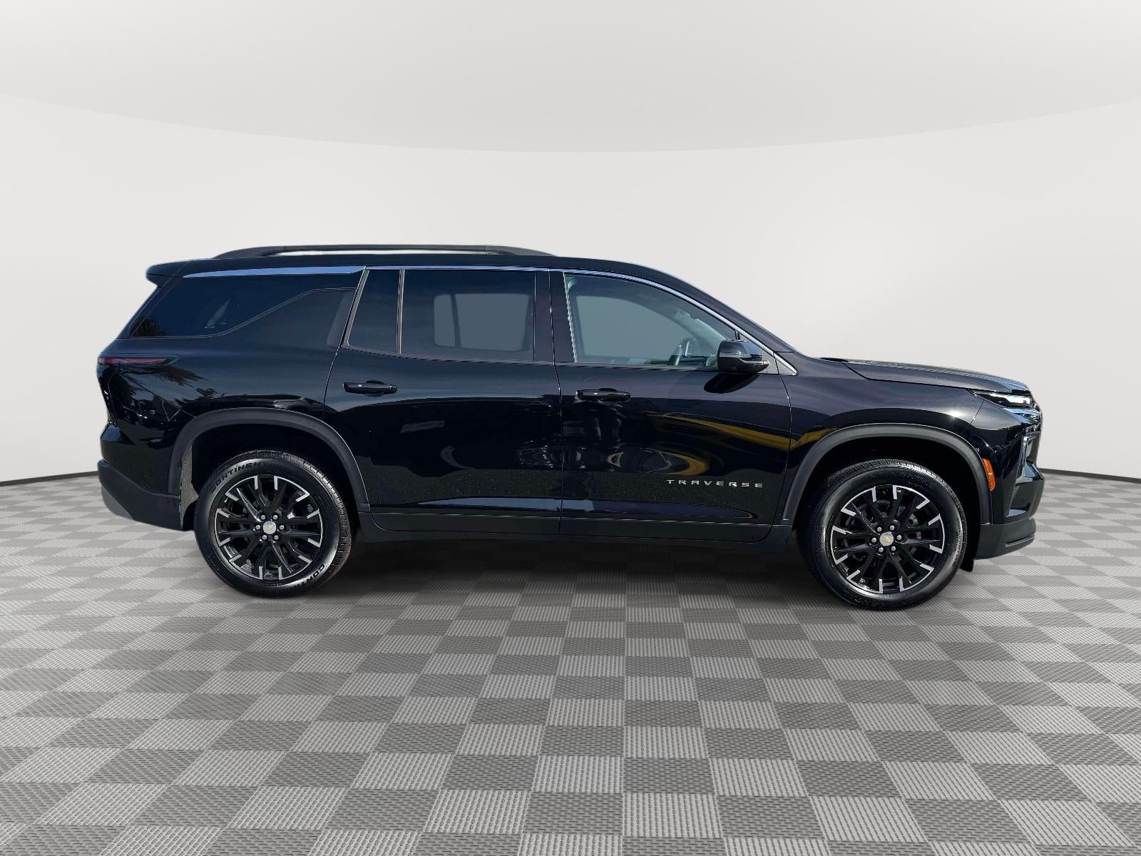 2026 Chevrolet Traverse AWD LT