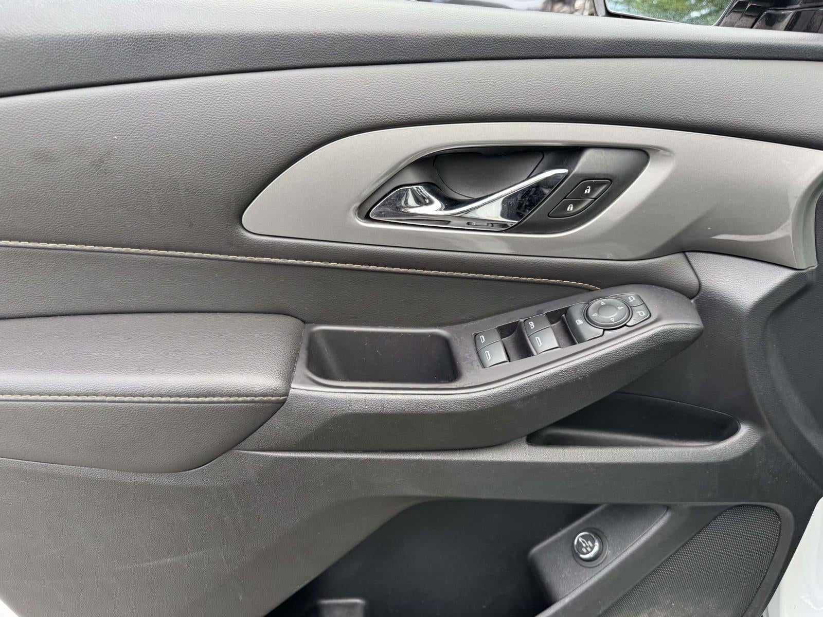 2020 Chevrolet Traverse AWD LT Cloth