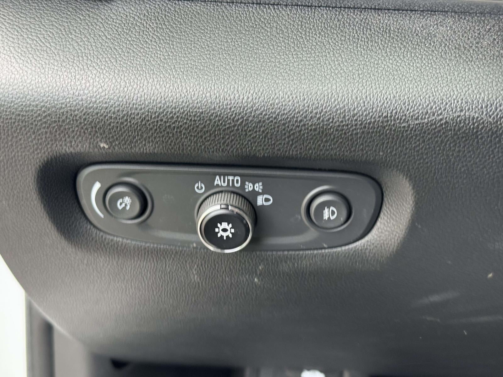 2020 Chevrolet Traverse AWD LT Cloth