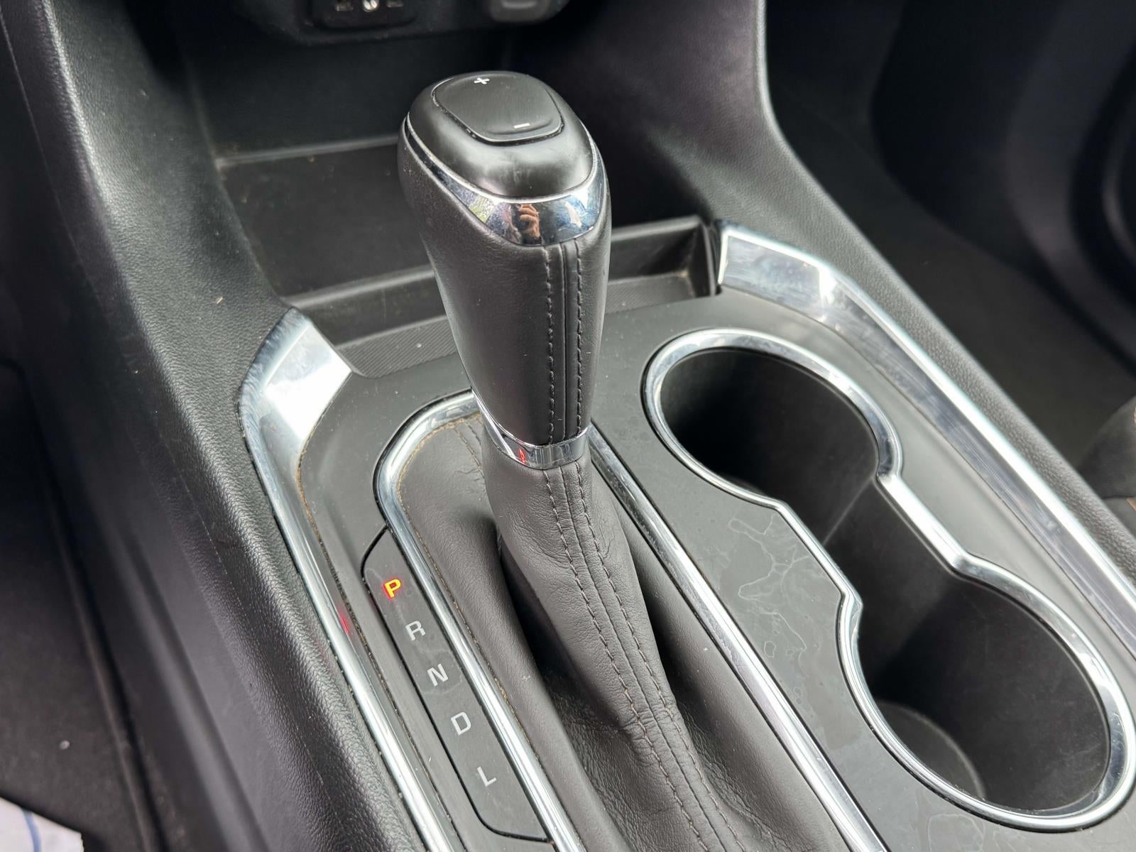 2020 Chevrolet Traverse AWD LT Cloth