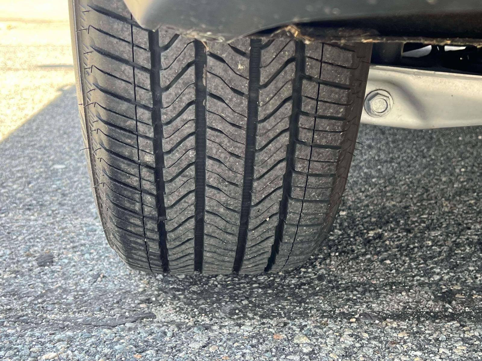 2023 Chevrolet Traverse AWD LT Cloth