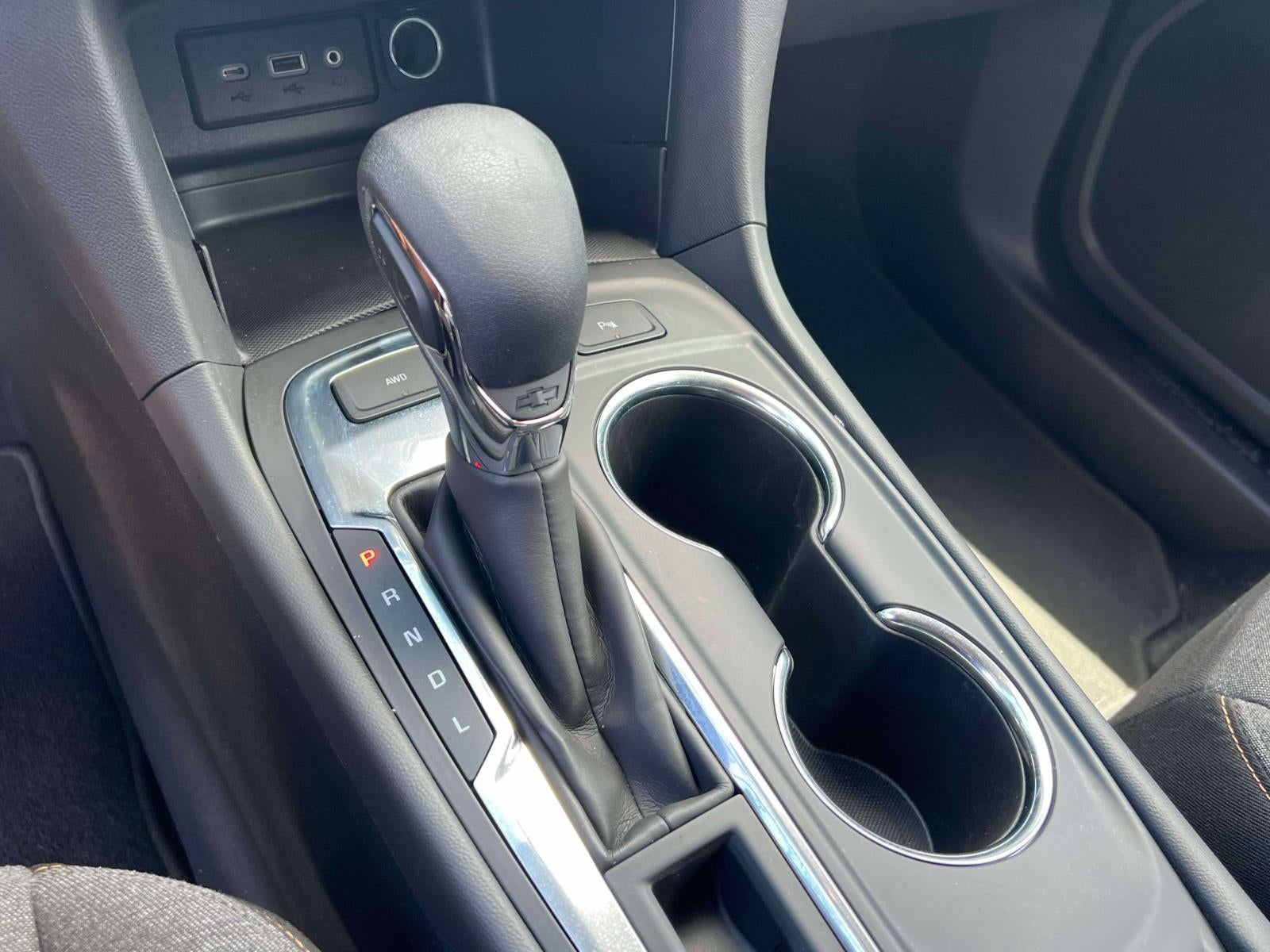 2023 Chevrolet Traverse AWD LT Cloth