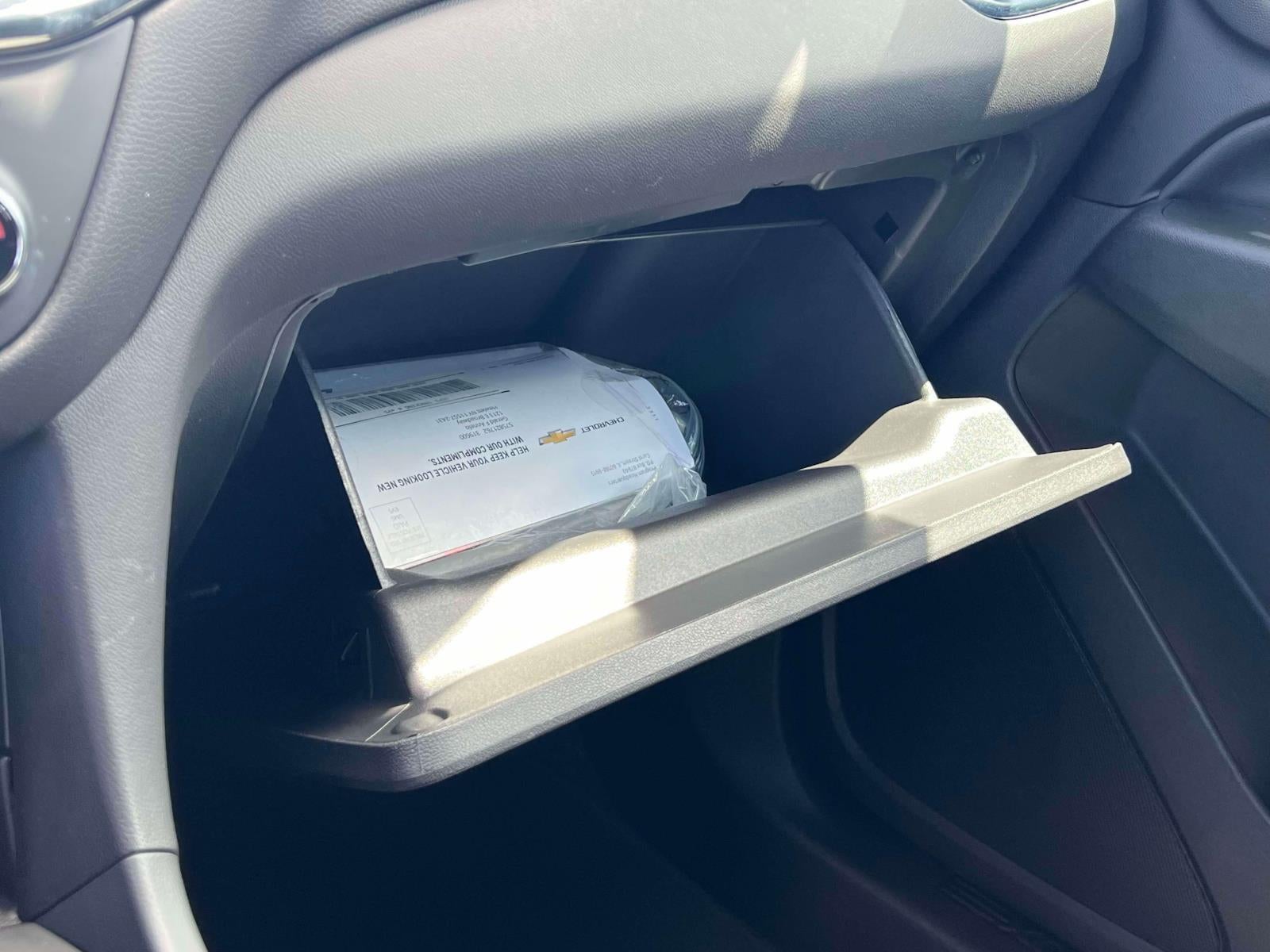 2023 Chevrolet Traverse AWD LT Cloth
