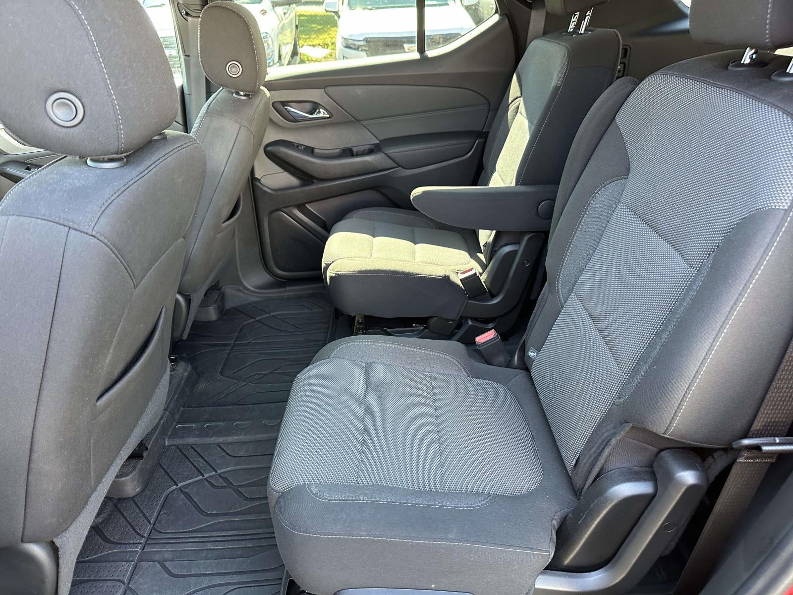 2023 Chevrolet Traverse LT