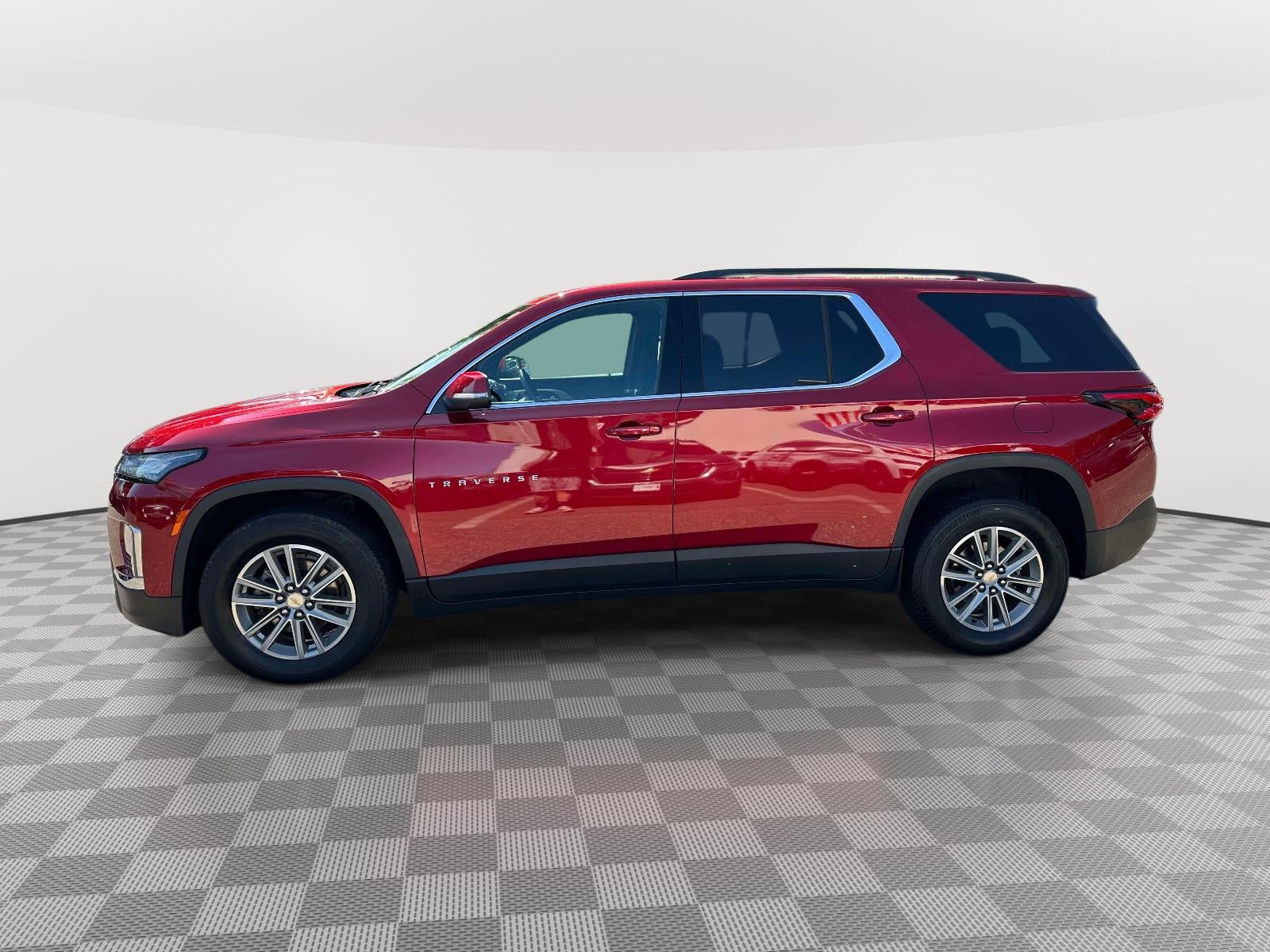2023 Chevrolet Traverse LT