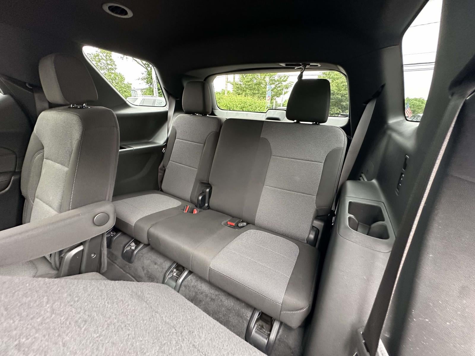 2023 Chevrolet Traverse AWD LT Cloth