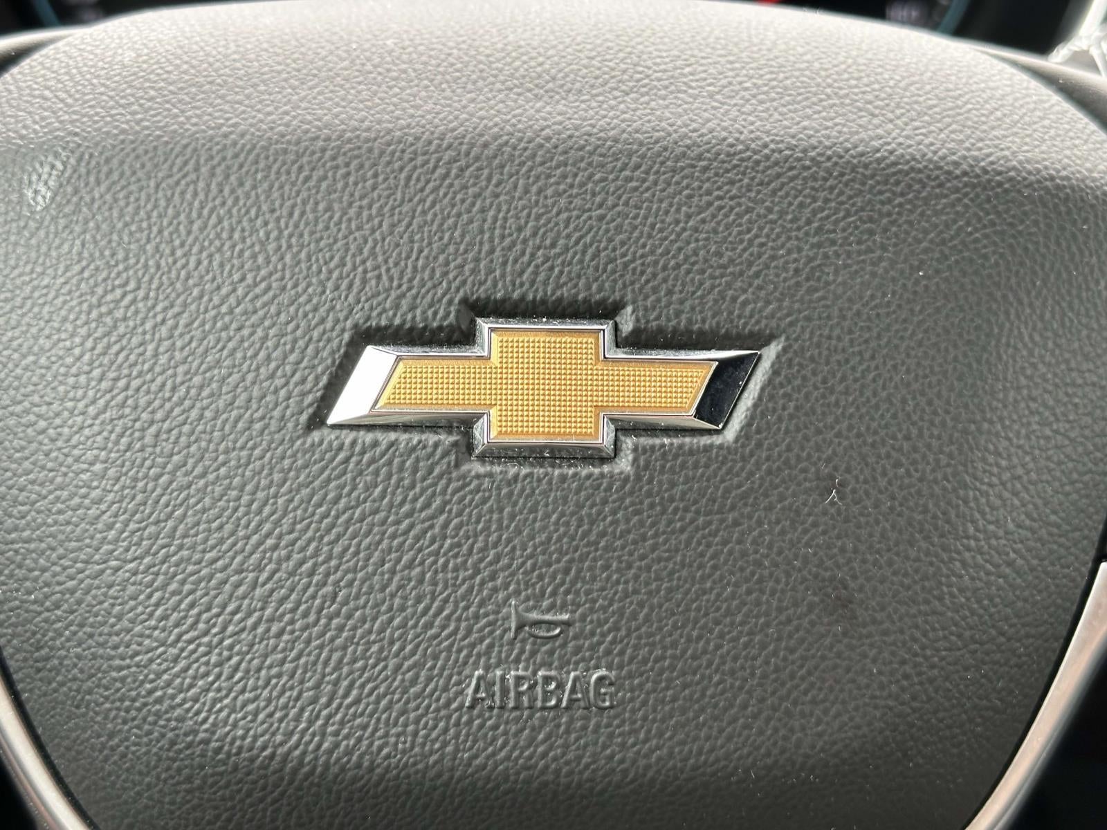 2023 Chevrolet Traverse AWD LT Cloth