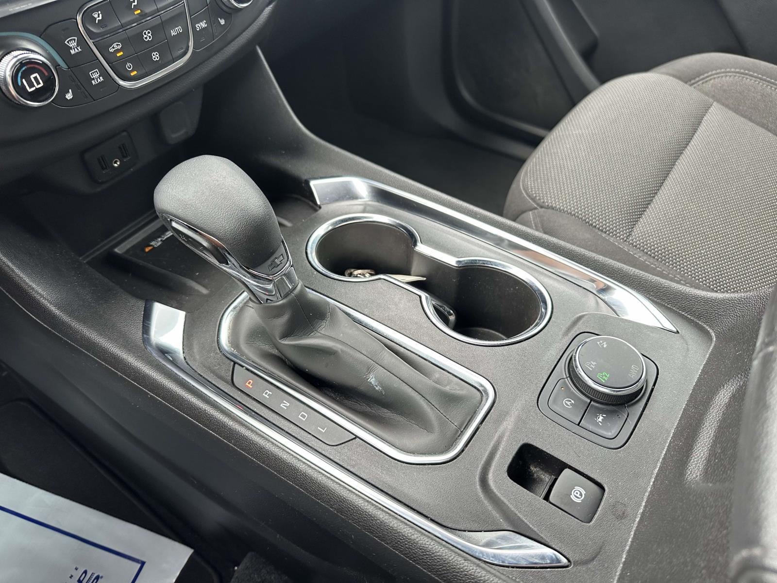 2023 Chevrolet Traverse AWD LT Cloth