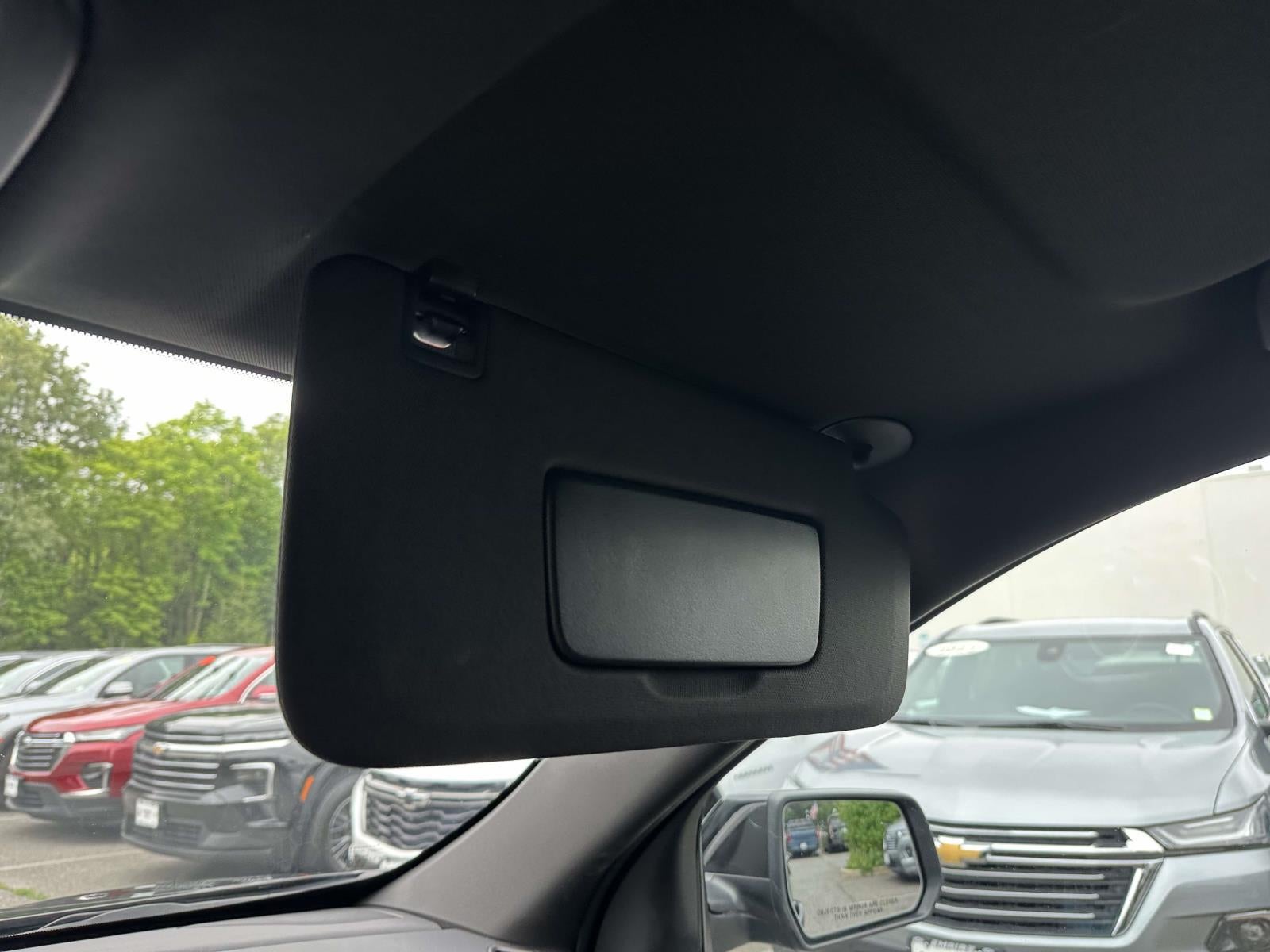 2023 Chevrolet Traverse AWD LT Cloth