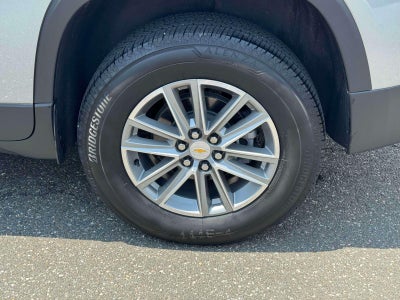 2023 Chevrolet Traverse AWD LT Cloth