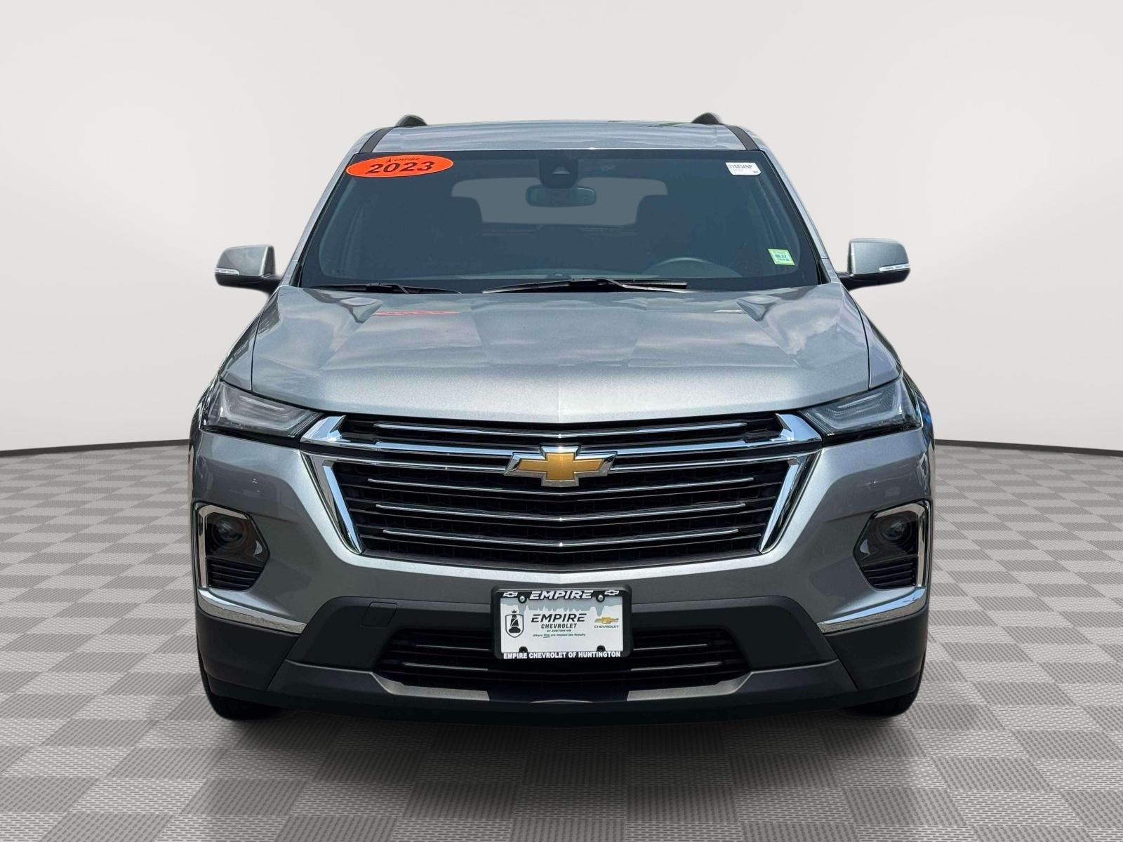 2023 Chevrolet Traverse AWD LT Cloth