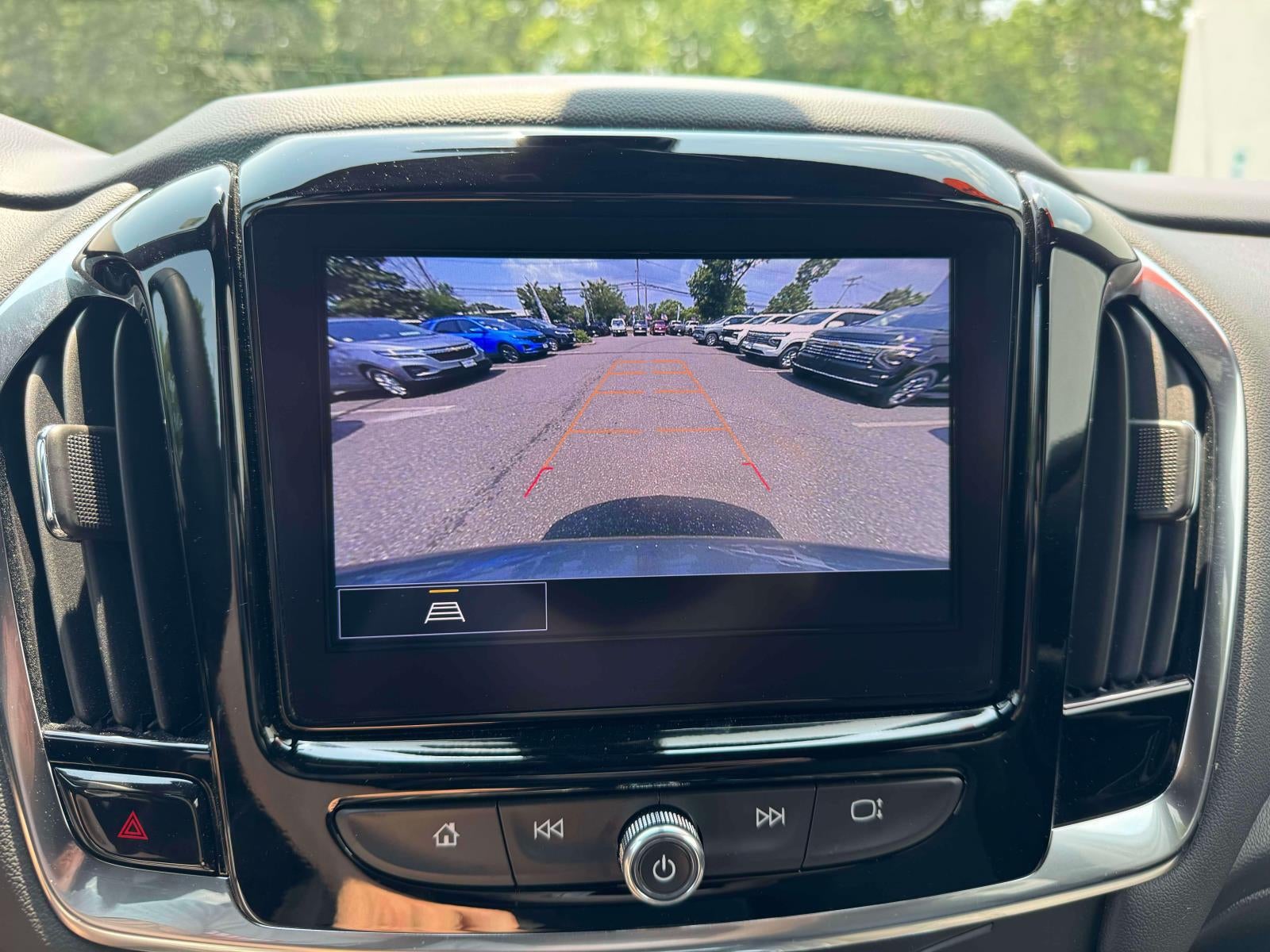 2023 Chevrolet Traverse AWD LT Cloth