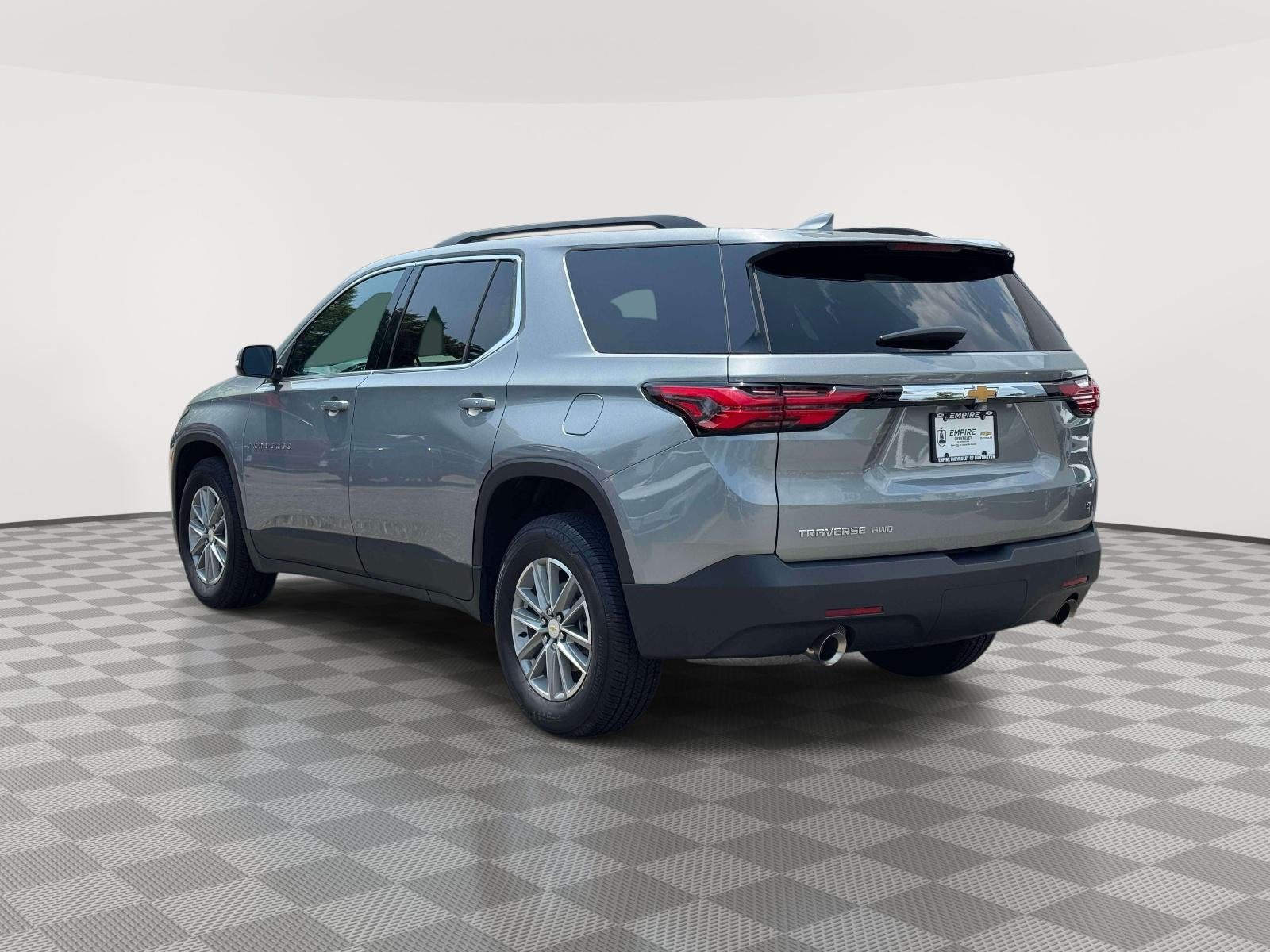 2023 Chevrolet Traverse AWD LT Cloth
