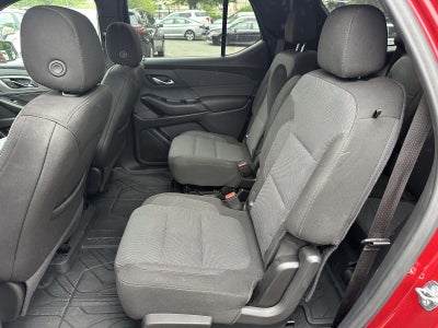 2023 Chevrolet Traverse AWD LT Cloth