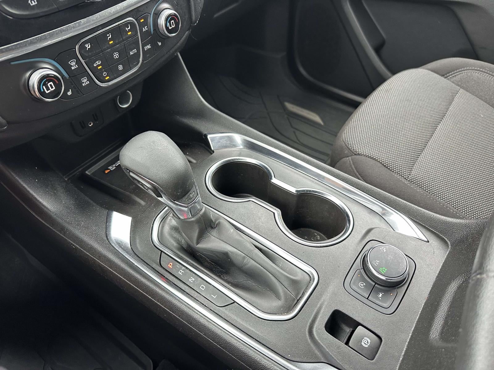 2023 Chevrolet Traverse AWD LT Cloth