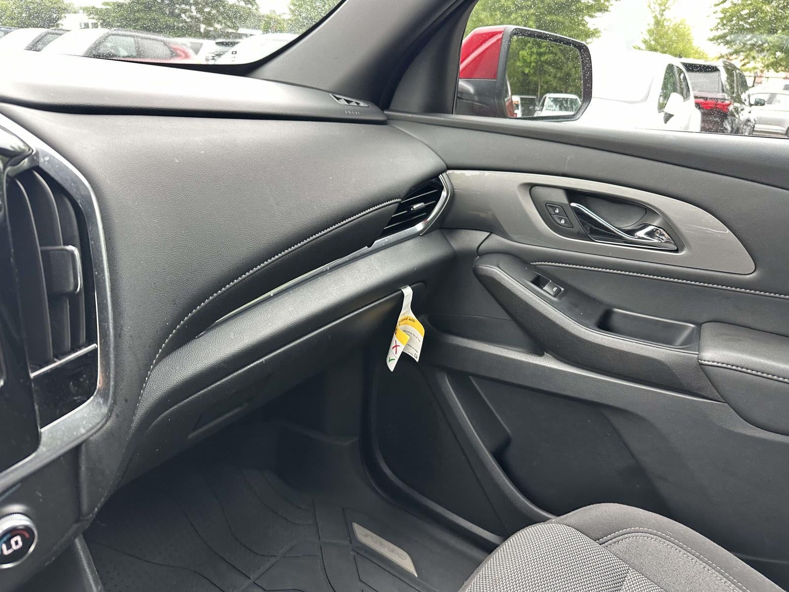 2023 Chevrolet Traverse AWD LT Cloth