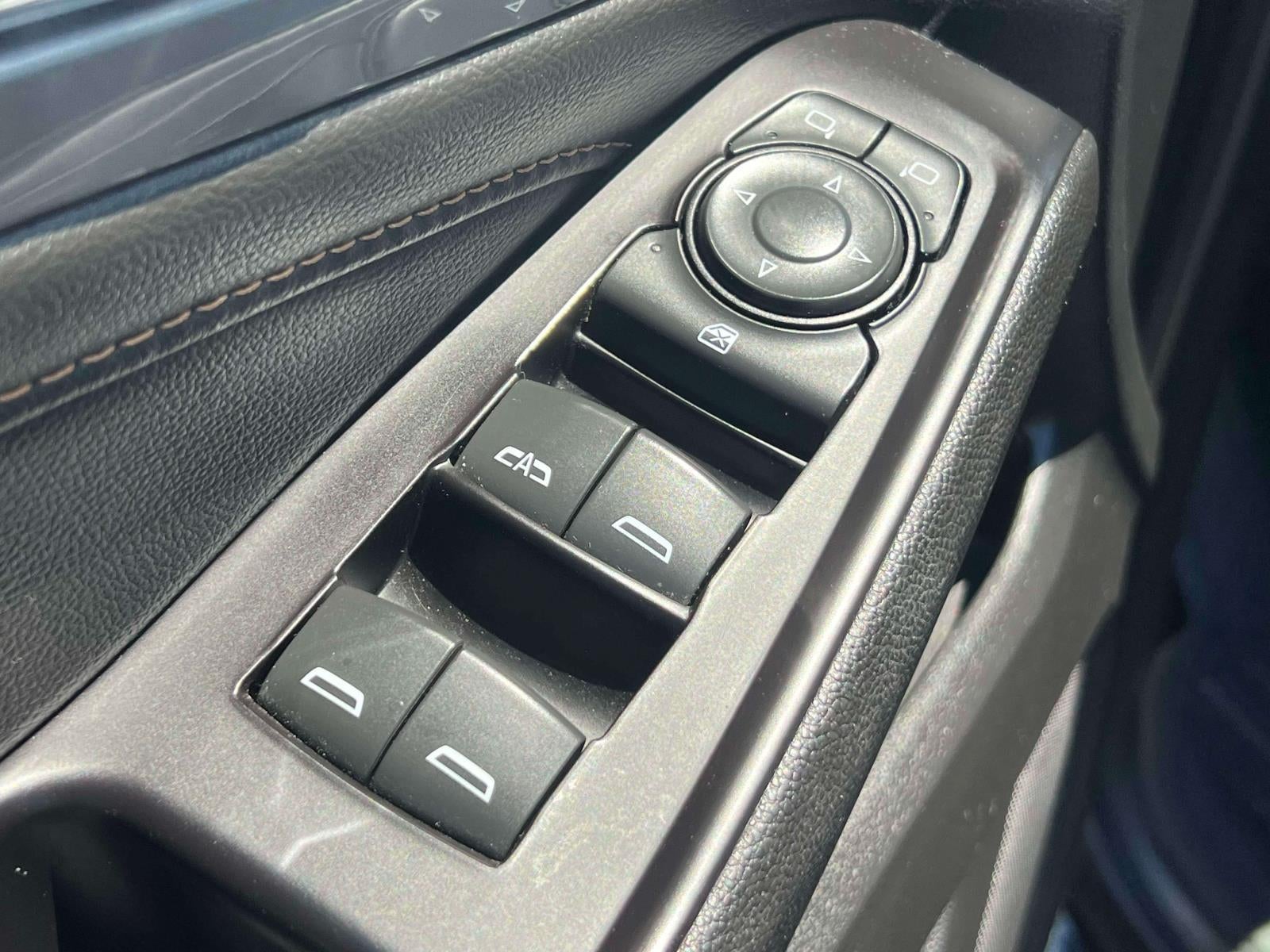 2020 Chevrolet Traverse AWD LT Cloth