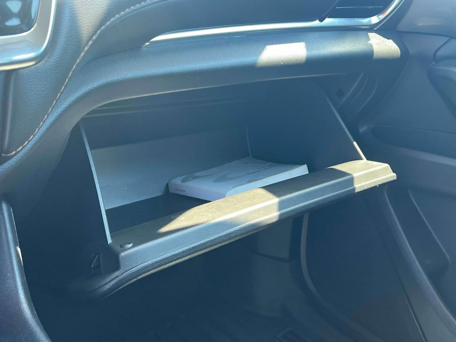 2020 Chevrolet Traverse AWD LT Cloth