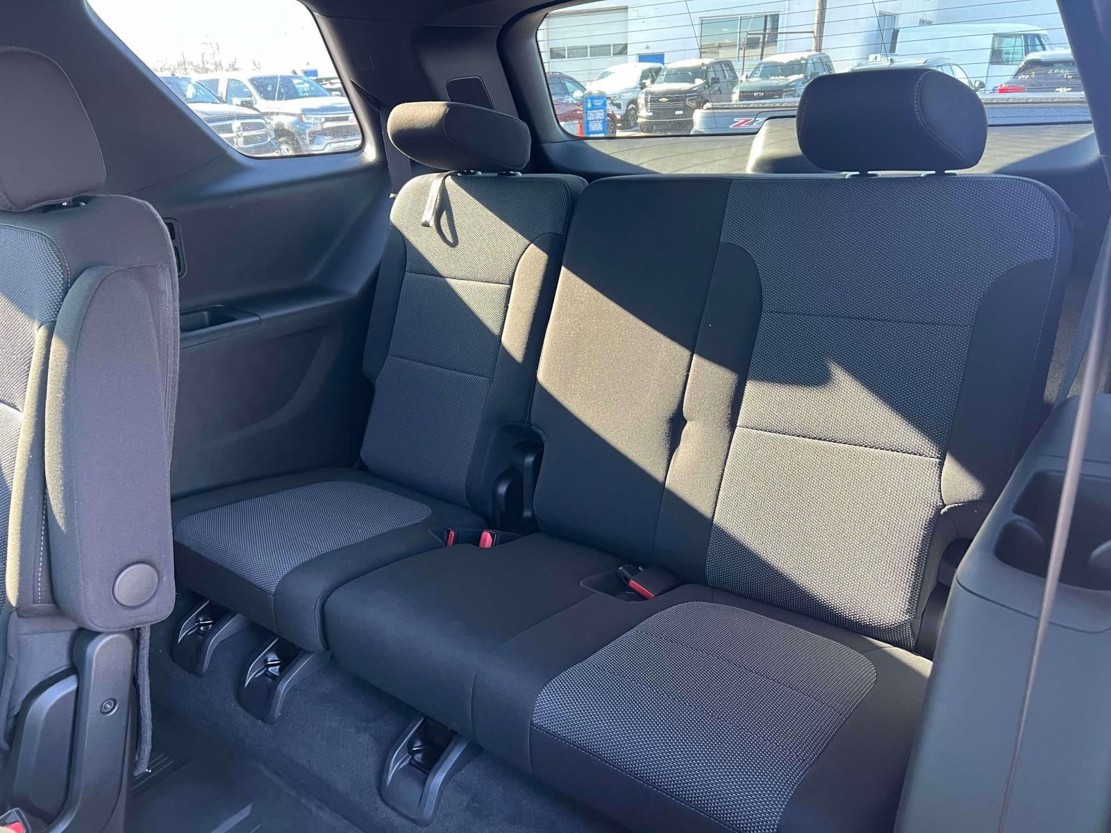 2022 Chevrolet Traverse AWD LT Cloth