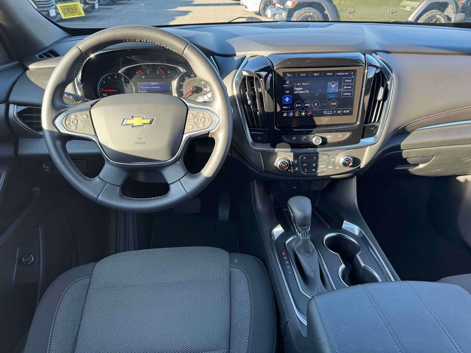 2022 Chevrolet Traverse AWD LT Cloth