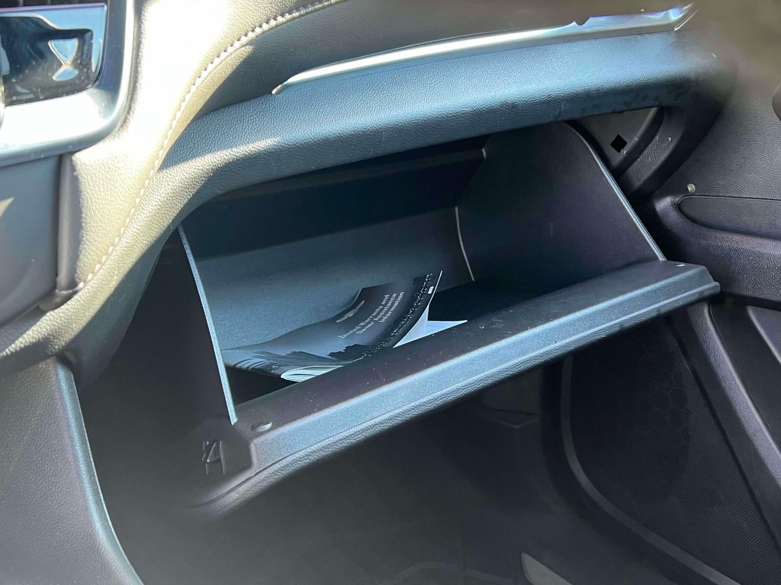 2022 Chevrolet Traverse AWD LT Cloth