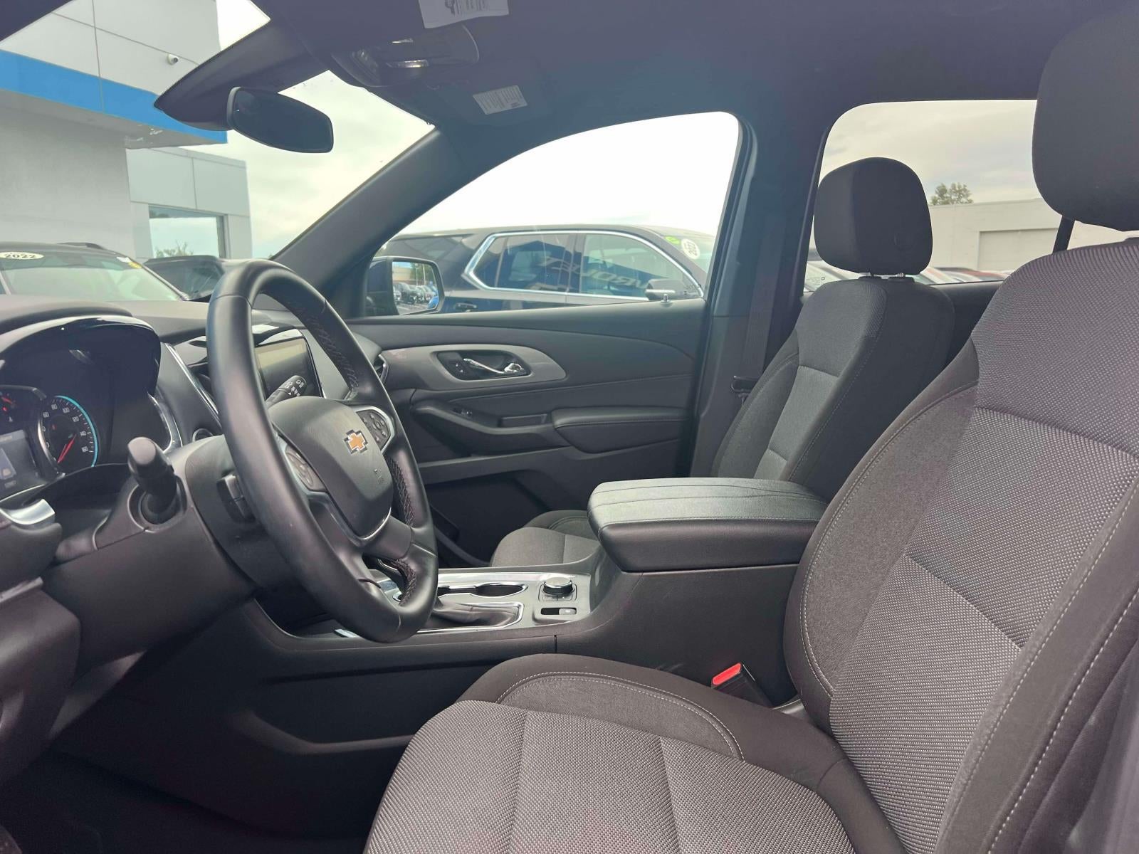 2023 Chevrolet Traverse AWD LT Cloth