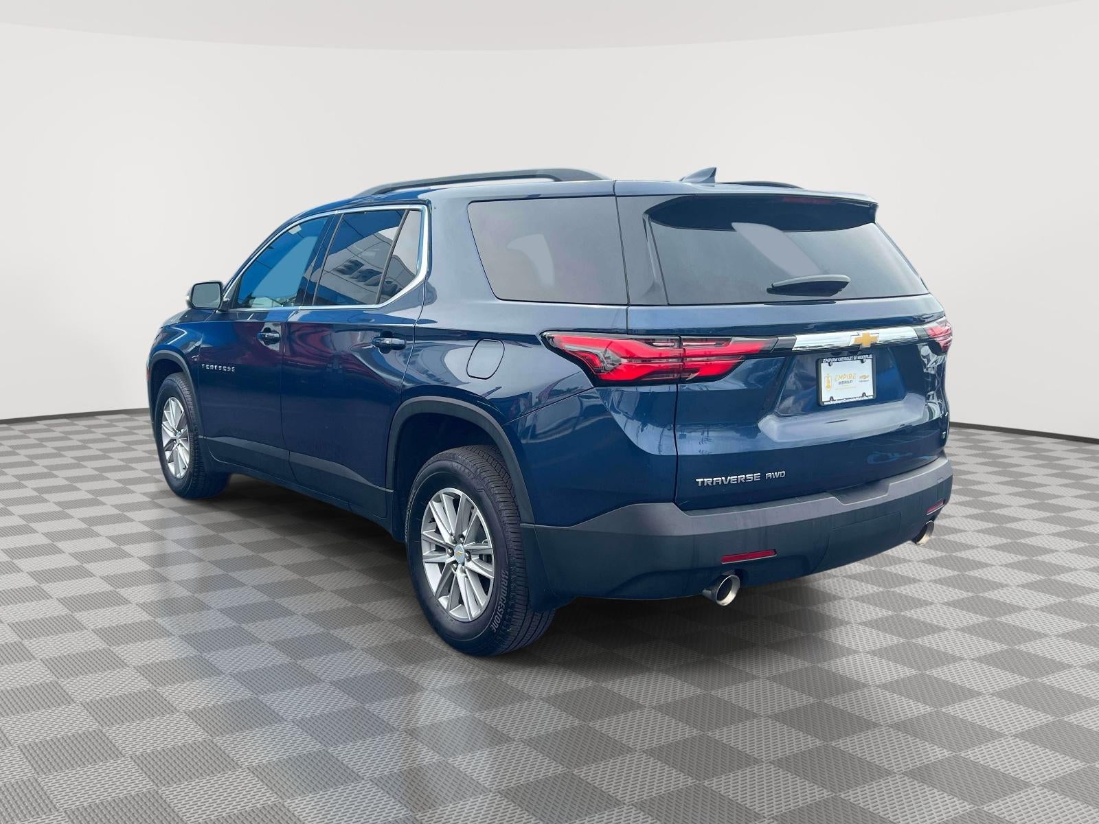 2023 Chevrolet Traverse AWD LT Cloth