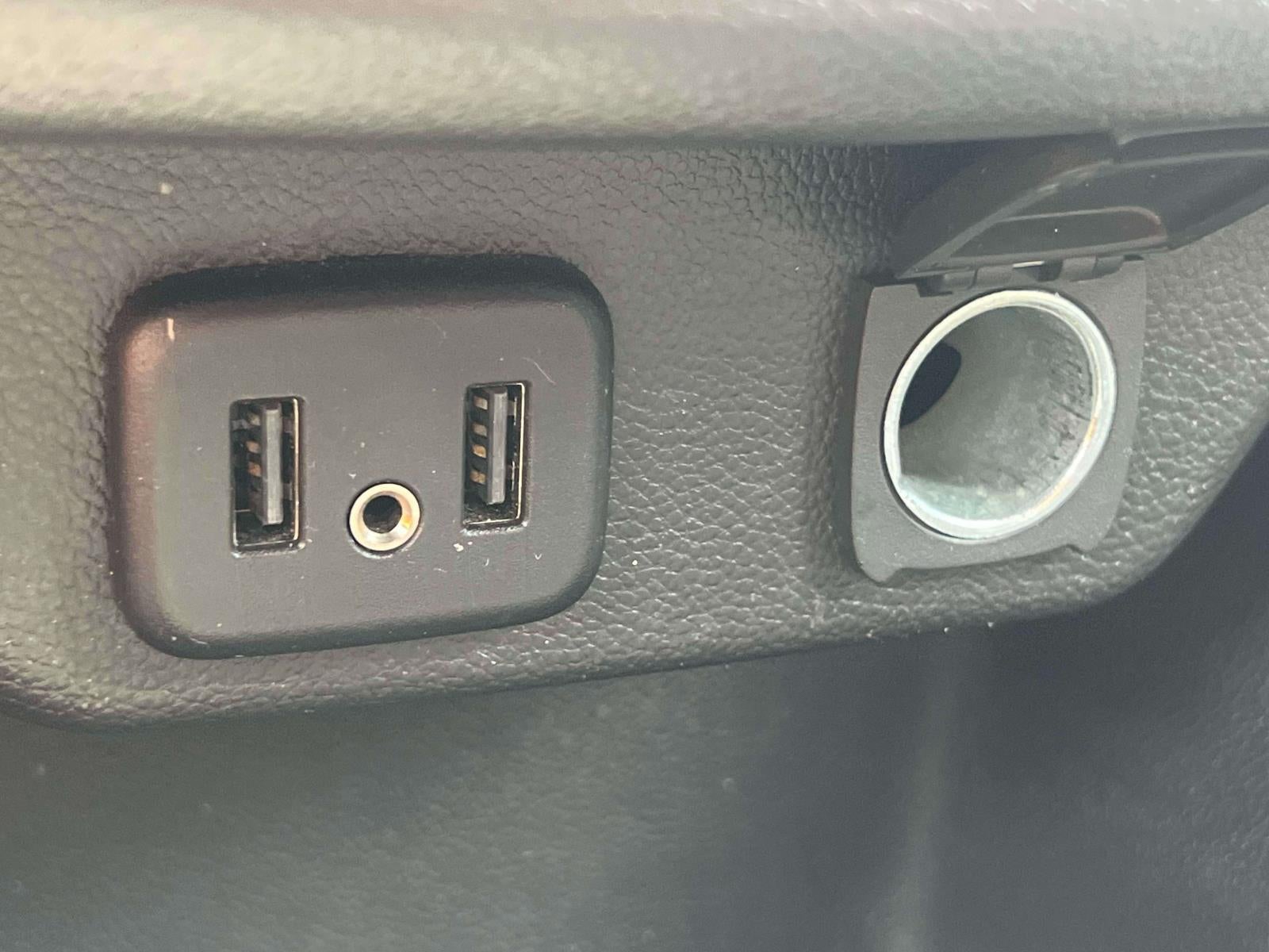 2020 Chevrolet Traverse AWD LT Cloth