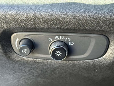 2023 Chevrolet Traverse AWD LT Cloth