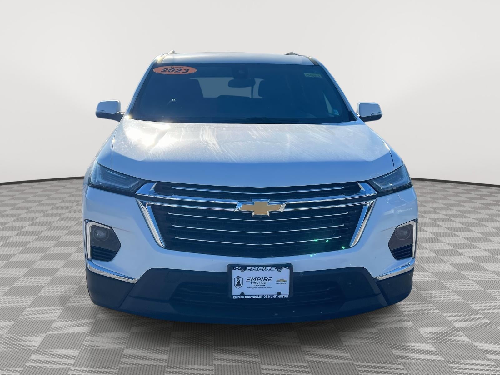 2023 Chevrolet Traverse AWD LT Cloth