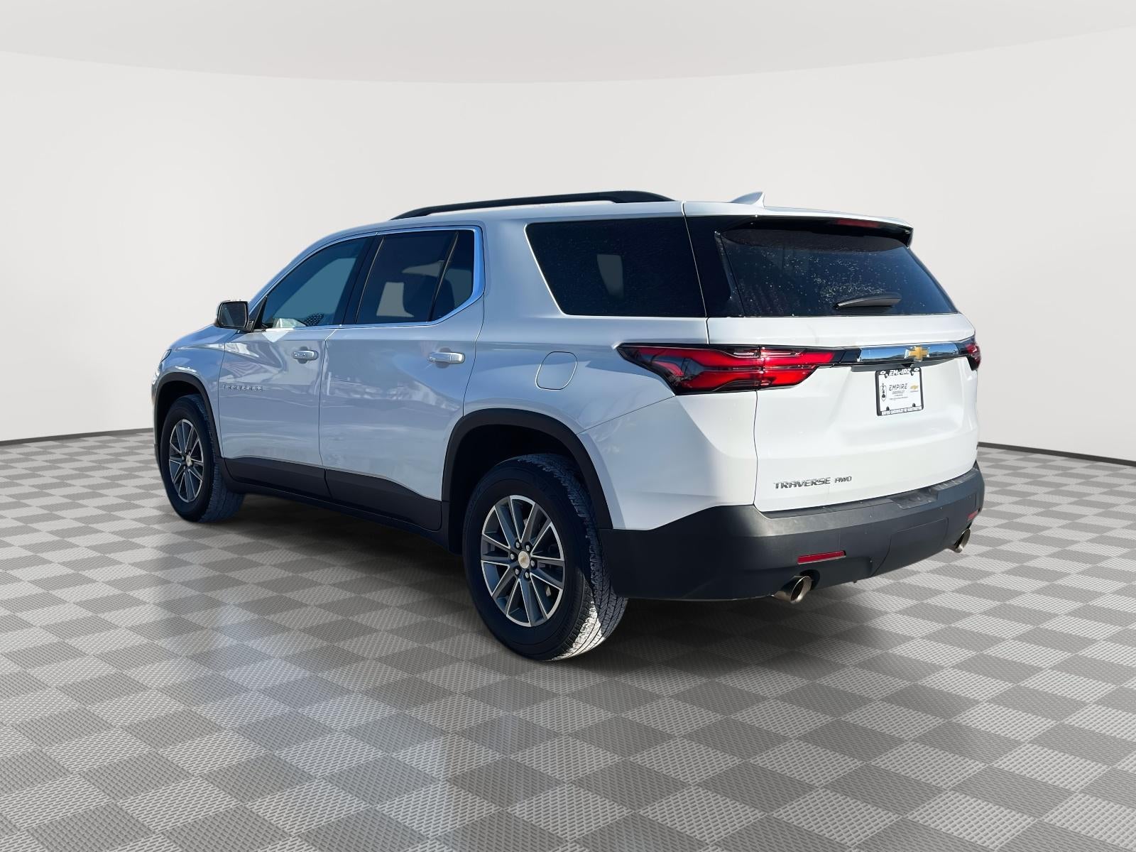 2023 Chevrolet Traverse AWD LT Cloth