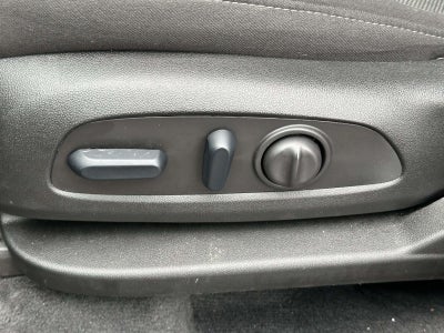 2023 Chevrolet Traverse AWD LT Cloth